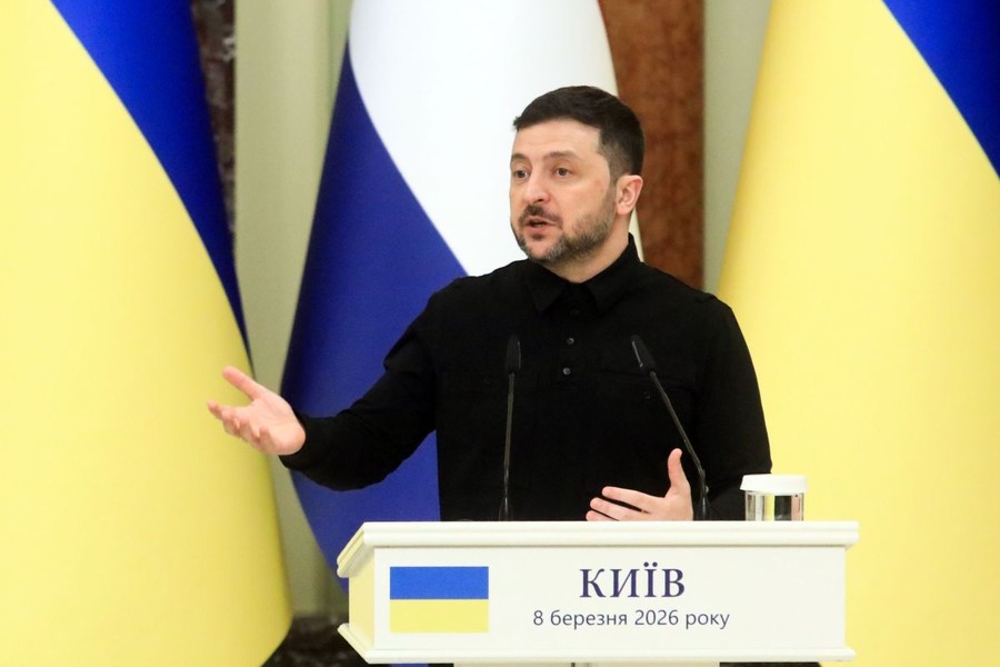 Ucraina, Zelensky “La centrale Zaporizhzhia torni sotto il controllo di Kiev”