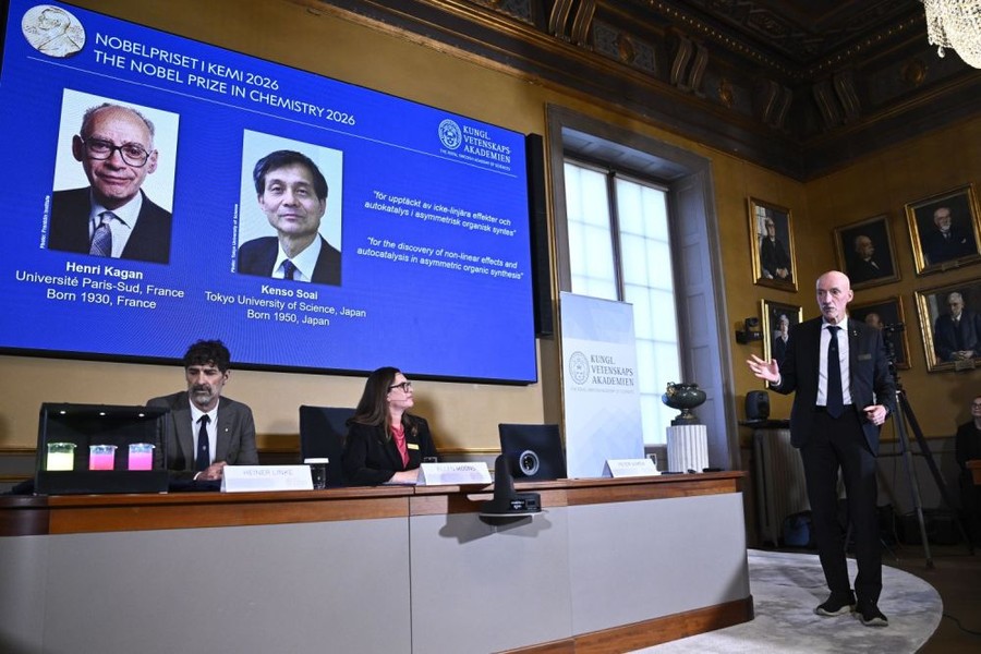 Premio Nobel per la chimica assegnato a Henri Kagan e Kenso Soai