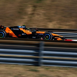 Norris vince in Ungheria davanti a Verstappen e Antonelli