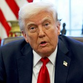 Trump “Metteremo dazi su chip e semiconduttori”