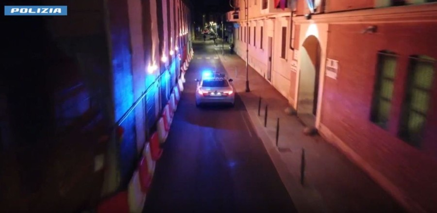 Reggio Emilia, sgominata banda che rubava farmaci oncologici, 6 arresti