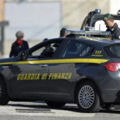 Occultati al fisco 5 milioni, sequestrati a Torino beni per 1,2 milioni