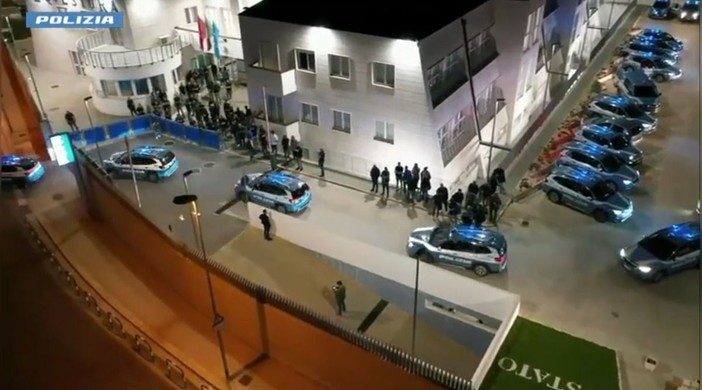 Maxi operazione contro lo spaccio di droga ad Andria, 30 arrestati