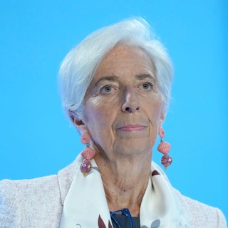 Lagarde “Economia globale in fase difficile ma crescita stabile”