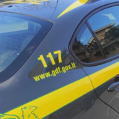 ‘Ndrangheta, detenuti comunicavano con telefonino. 10 arresti in Calabria