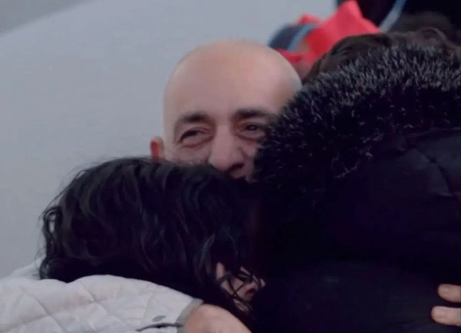 Burlò “Abbracciare miei figli è stato un piacere immenso” Burlò “Abbracciare miei figli è stato un piacere immenso”