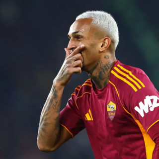 Wesley-gol, all’Olimpico la Roma piega il Como 1-0