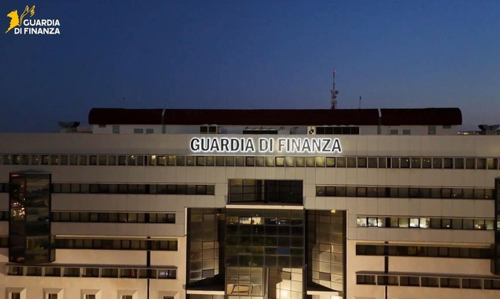 Scambio elettorale politico-mafioso, sei misure cautelari tra Bari e Foggia Scambio elettorale politico-mafioso, sei misure cautelari tra Bari e Foggia