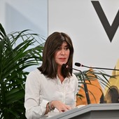 Università, Bernini firma decreto per 1.774 posti a odontoiatria