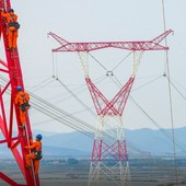 Cina, consumo di elettricità +5,3% nel primo semestre 2026. Trainano hi-tech e IA Cina, consumo di elettricità +5,3% nel primo semestre 2026. Trainano hi-tech e IA