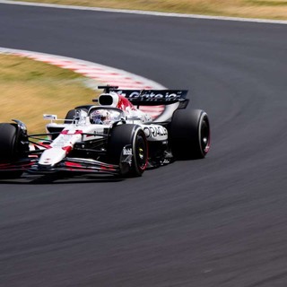Pole stratosferica di Verstappen a Suzuka, beffate le McLaren