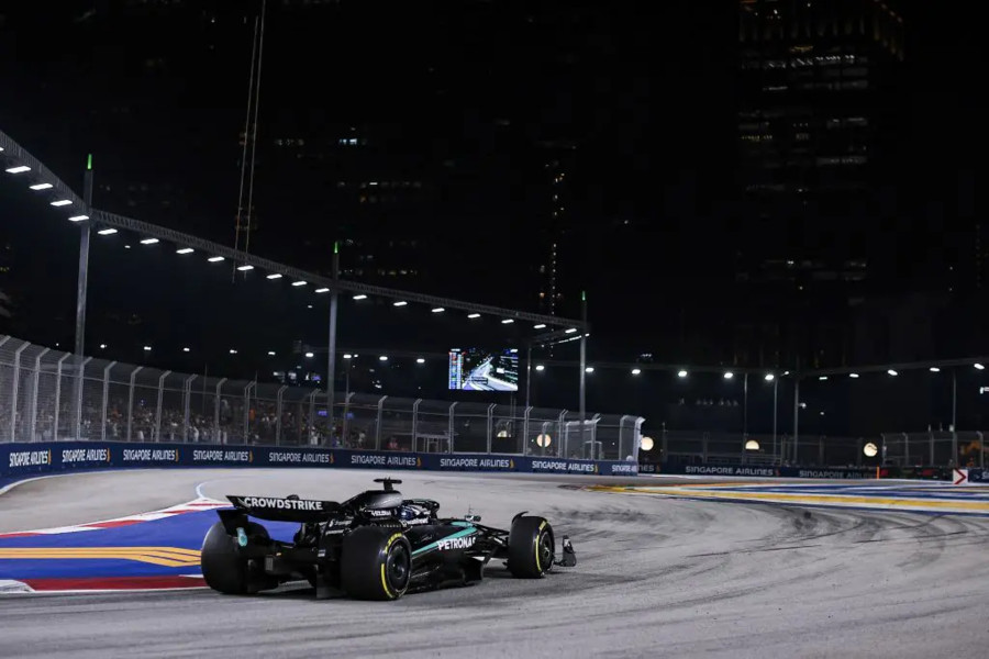A Singapore trionfa Russell davanti a Verstappen, quarto Piastri A Singapore trionfa Russell davanti a Verstappen, quarto Piastri