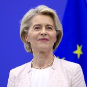 Ue sospende i contro-dazi, Von der Leyen “Dare chance ai negoziati”