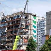 Drone russo colpisce edificio in Romania, 2 feriti Drone russo colpisce edificio in Romania, 2 feriti
