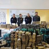 Genova, maxi sequestro all’interno del Porto di 2 tonnellate di cocaina