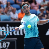 Musetti avanti a Melbourne, sarà derby con Sonego. Out Cocciaretto Musetti avanti a Melbourne, sarà derby con Sonego. Out Cocciaretto