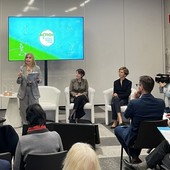 Diabete, da Roche un sistema di monitoraggio del glucosio basato sull’IA Diabete, da Roche un sistema di monitoraggio del glucosio basato sull’IA