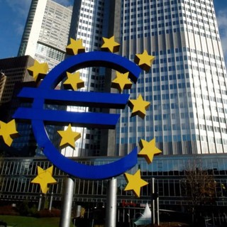 Bce seleziona 36 banche per progetto pilota sull’euro digitale