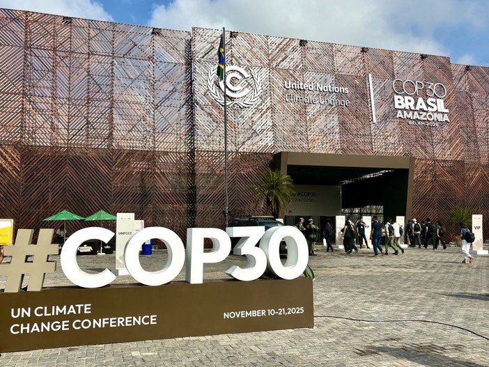 Cop30 approva l’accordo, no riferimenti a combustibili fossili Cop30 approva l’accordo, no riferimenti a combustibili fossili