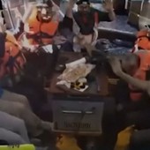 Israele dirotta nave con Greta Thunberg diretta verso Gaza