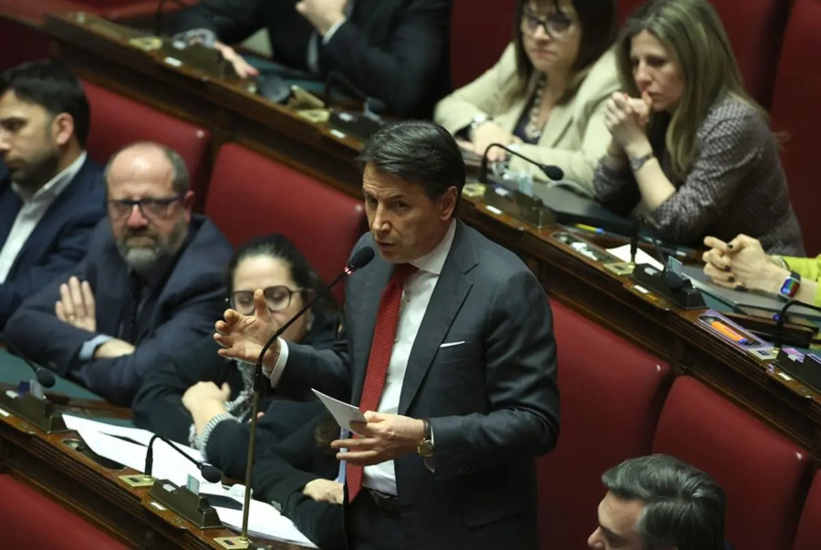 Conte “Quattro anni zero riforme, Italia in braghe di tela” Conte “Quattro anni zero riforme, Italia in braghe di tela”