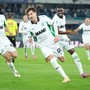 Il Sassuolo vince a Verona, al Bentegodi decide Pinamonti