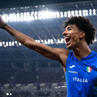 L’azzurro Furlani è campione del mondo nel salto in lungo