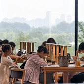 Cina, il tasso di lettura in aumento grazie alla crescita del formato digitale Cina, il tasso di lettura in aumento grazie alla crescita del formato digitale
