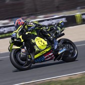 Ogura in pole a Brno davanti a Di Giannantonio e Bagnaia Ogura in pole a Brno davanti a Di Giannantonio e Bagnaia