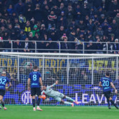 Pulisic e Maignan eroi: il Milan vince il derby e vola al secondo posto Pulisic e Maignan eroi: il Milan vince il derby e vola al secondo posto