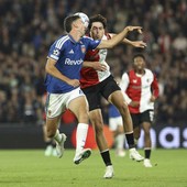 Prima sconfitta in Champions per il Como, Feyenoord vince 3-2 Prima sconfitta in Champions per il Como, Feyenoord vince 3-2