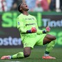 Suzuki para un rigore nel recupero, il Parma ferma il Genoa sullo 0-0