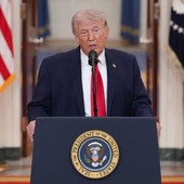 Trump “Iran decimato, vittorie decisive e travolgenti” Trump “Iran decimato, vittorie decisive e travolgenti”