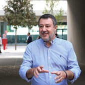 Salvini a Pontida “Proporrò congresso straordinario a ottobre, uniti si vince” Salvini a Pontida “Proporrò congresso straordinario a ottobre, uniti si vince”