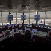 Enav “Riduzione del traffico aereo per anomalie alla rete di trasmissione dati” Enav “Riduzione del traffico aereo per anomalie alla rete di trasmissione dati”