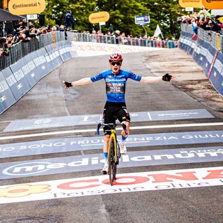 Vingegaard vince il tappone di Pila e veste la maglia rosa al Giro2026