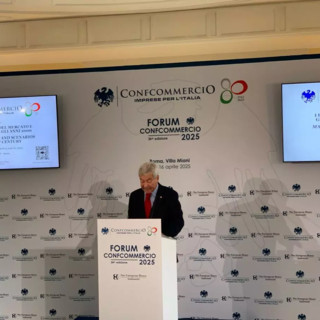 Confcommercio, stime del Pil al ribasso e consumi deboli