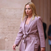 Meloni “La Russia aumenta la ferocia, l’Italia farà la sua parte per una pace giusta”